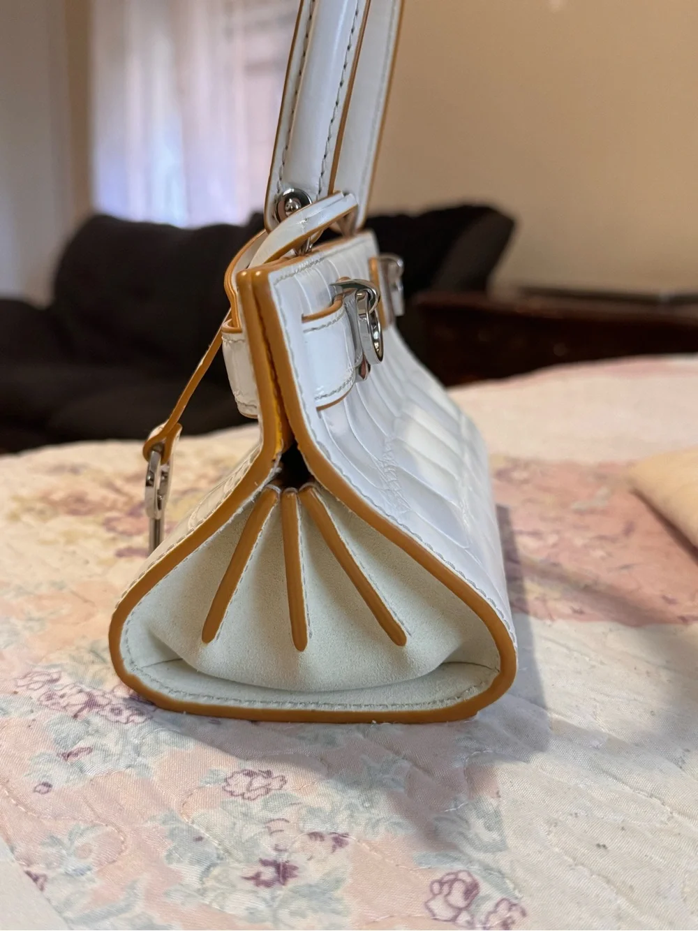 Tory Burch Lee Radziwill Cat Eye Bag